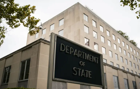 Держдепартамент планує звільнити сотні співробітників у США — FT