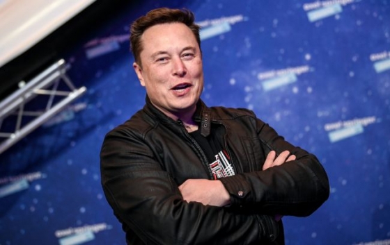 Илон Маск продал акции Tesla еще на 1 млрд долларов