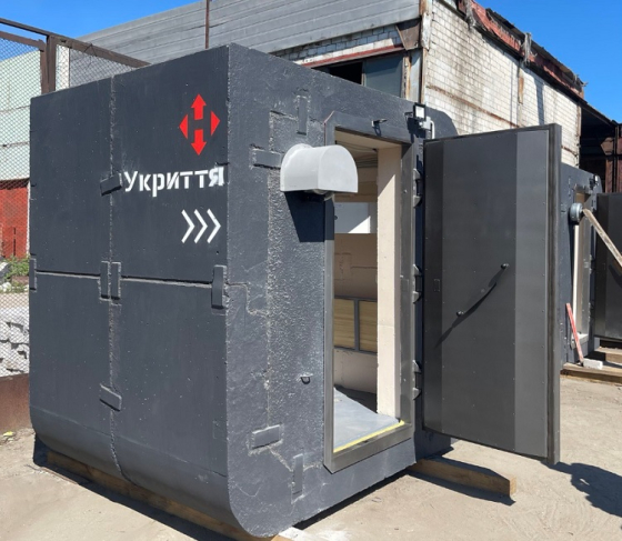 У Краматорську компанія “Нова пошта” встановила 10 укриттів різного типу
