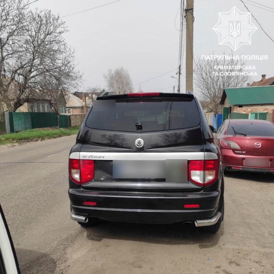 Патрульні виявили у Краматорську автомобіль, який розшукується поліцією Дніпропетровщини