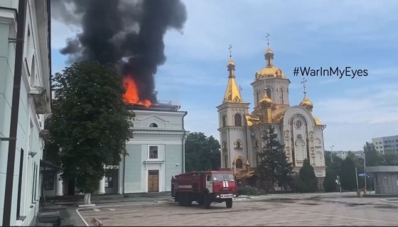 В окупованому Донецьку горить залізничний вокзал 