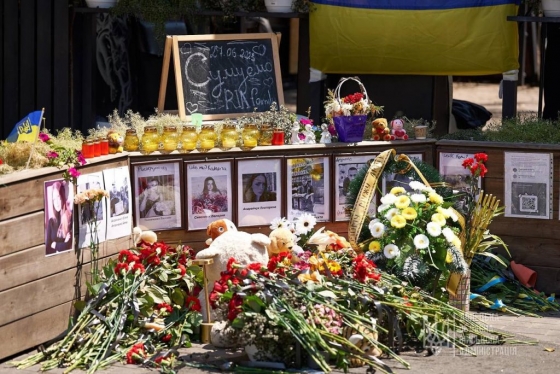 Сьогодні — 9-й день, відколи росія, поціливши у центр Краматорська, вбила працівників і відвідувачів кафе Ria Pizza