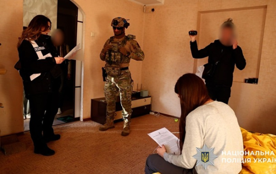В Україні викрили міжнародну мережу з секс-експлуатації жінок