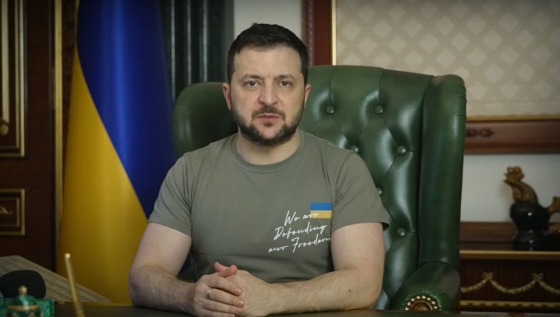 Нужно время и очень много чрезвычайных усилий нашего народа, чтобы переломить преимущество врага в количестве, технике и вооружении, - Зеленский