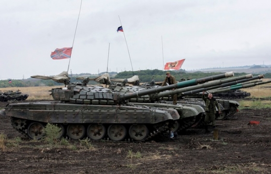 Во время танковых учений боевиков ДНР в Торезе взорвался танк. Погиб ребенок