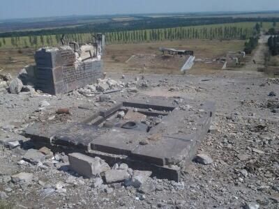 Мемориальный комплекс на Саур-Могиле в Снежном Донецкой области разрушен