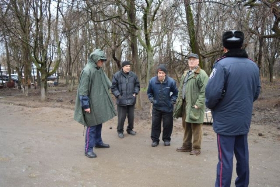 Полиция закрыла стихийный рынок в центре Краматорска