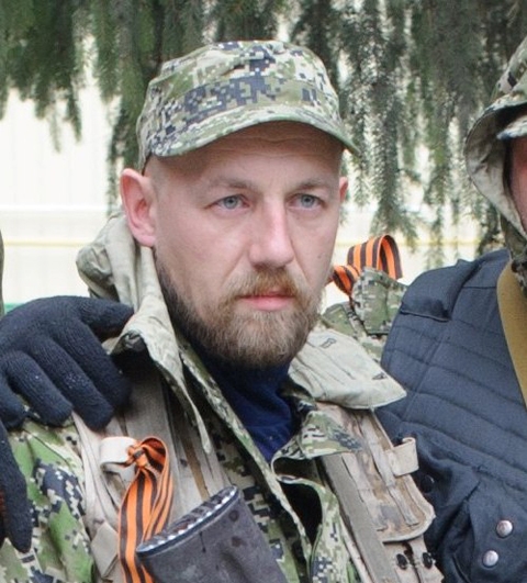 Админздания в Краматорске и Славянске штурмовали наемники из петербургского «Тайфуна»