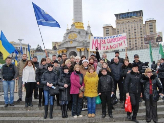 «Будем стоять до последнего» Краматорские предприниматели стоят на Майдане-2010