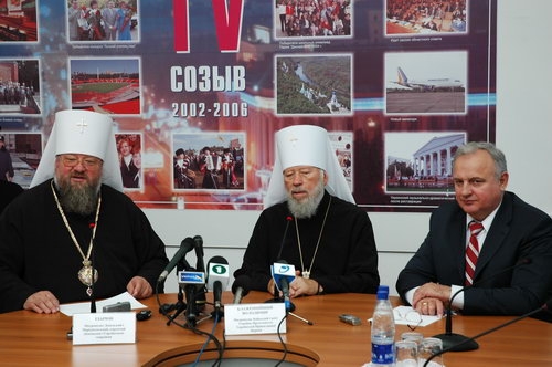 Блаженнейший Владимир прибыл в Донецк на празднование 15-летия Донецкой епархии