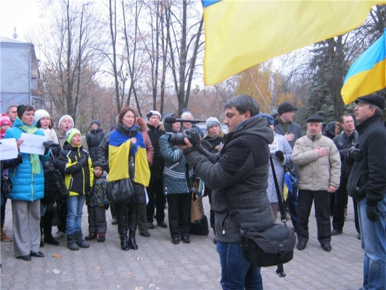 Краматорск митинговал против фейковых 