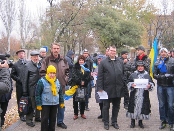 Краматорск митинговал против фейковых 