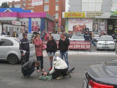 Вчера в Краматорске автомобилем была сбита женщина