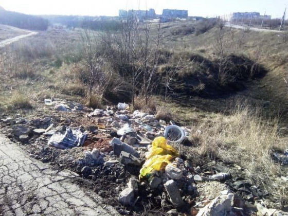Краматорские коммунальщики негодуют: город превращается в стихийную свалку