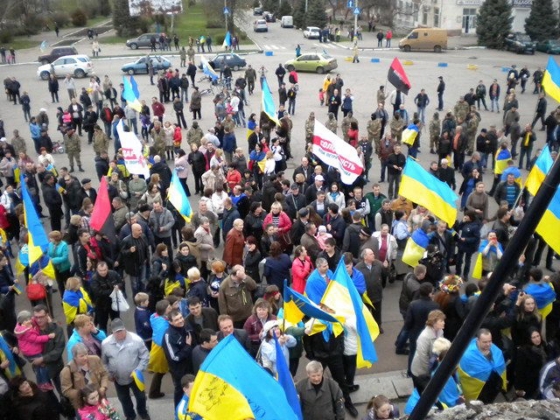 В Краматорске завалили памятник Ленину
