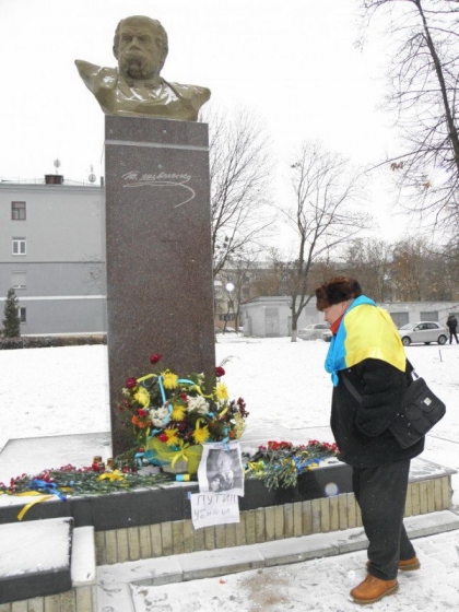 В Краматорске почтили память погибших мариупольцев