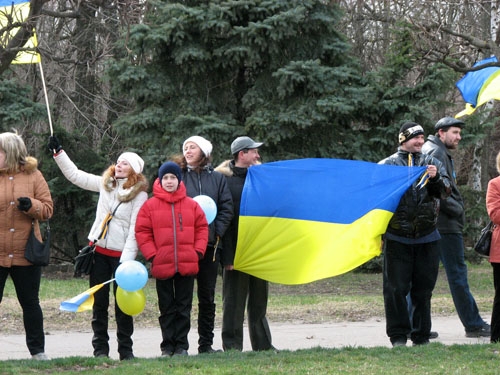В Краматорске снова живая цепь поддержала единство Украины