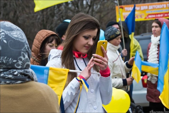 В Краматорске снова живая цепь поддержала единство Украины