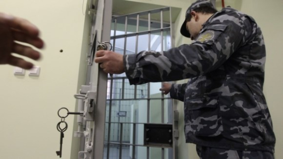 Жестокие нравы: в Калининской колонии изнасилован и убит осужденный. Официальная версия – повесился из-за неразделенной любви