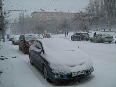 Мариуполь засыпает снегом 