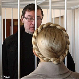 Луценко пытались склонить против Тимошенко: Ответ был нецензурным