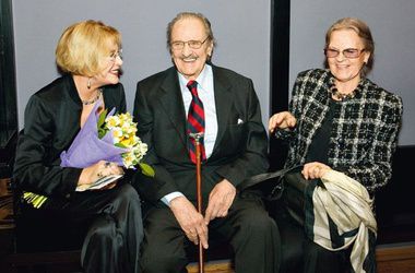 Юрий Яковлев отмечает 85-летие 