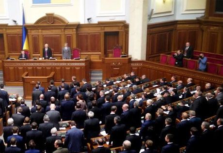 Коммунисты не встали на минуту молчания по жертвам голодомора