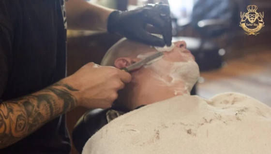 Королевское бритье барбершоп Киев Barberking