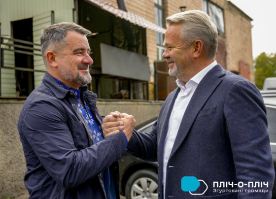 Пліч-о-пліч: Бучанська громада подарувала Слов’янську два мікроавтобуси з Німеччини