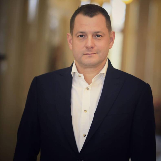 До фронту — кілька кілометрів: Донецька ОВА планує відремонтувати дорогу за майже 90 мільйонів гривень