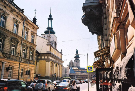 Мистецтво фото на плівку та великі театральні плани: Ілля Частілов з Краматорська розповів свою творчу історію