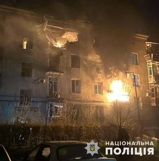 У центрі Краматорська під обстріл потрапив багатоквартирний будинок