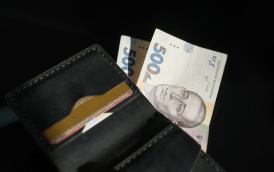 Понад 10 тисяч гривень отримують 1,5 млн пенсіонерів: скільки платять іншим