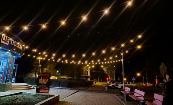 В очікуванні дива: як Краматорськ прикрашається до Нового року