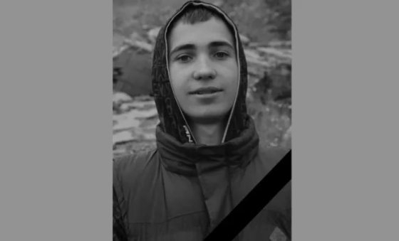 “Він був для мене як старший брат. Не можу повірити, що його вже нема”: через російський обстріл загинув Микола Яровий
