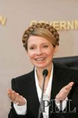 Большинство украинцев поддерживают Тимошенко-премьера